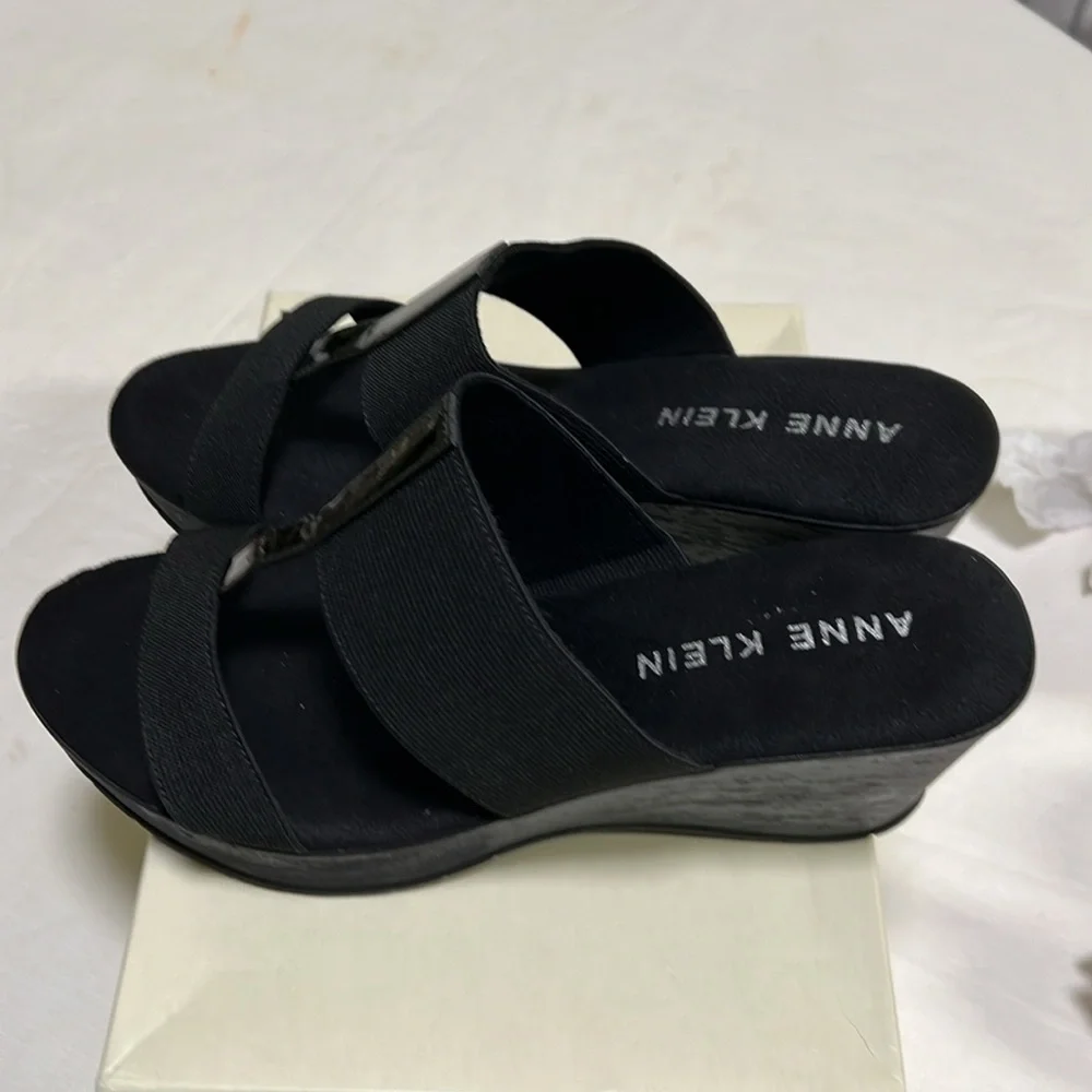 ANNE KLEIN Women's Harmoni Wedge Sandals Size 10